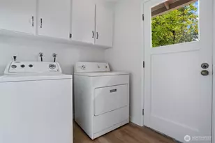 329 Point Fosdick Pl NW, Gig Harbor, WA 98335 - Photo 8