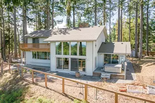 352 Woodland Dr, Sequim, WA 98382 - Photo 1