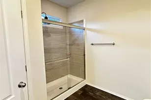 1720 Maple Ln, Kent, WA 98031 - Photo 10