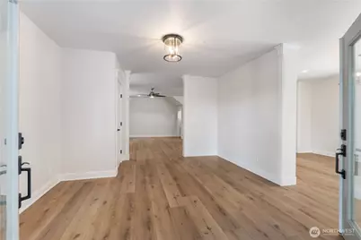 5201 89th Avenue NW, Gig Harbor, WA 98335 - Photo 4