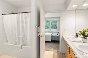 8500 Main St, Edmonds, WA 98026 - Photo 16