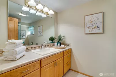 6638 Hilltop Lane, Lakewood, WA 98499 - Photo 22