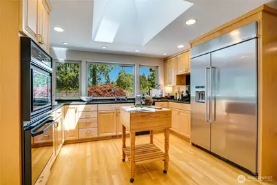 6638 Hilltop Lane, Lakewood, WA 98499 - Photo 10