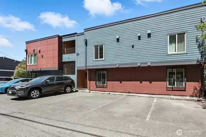 29 Etruria Street #B405, Seattle, WA 98109 - Photo 2