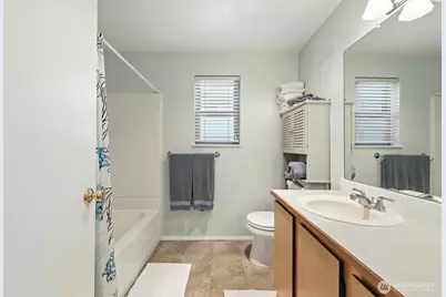 29 Etruria Street #B405, Seattle, WA 98109 - Photo 18