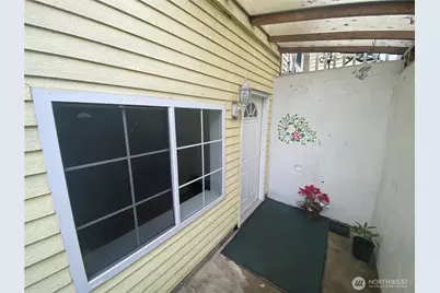 313 NE 185th Street #Lower, Shoreline, WA 98155 - Photo 18