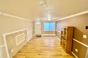 313 NE 185th St, Shoreline, WA 98155 - Photo 14