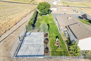 2 W Johnson Ln, Lind, WA 99341 - Photo 8