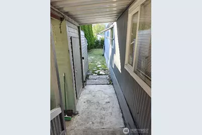 1720 Maple Lane #11, Kent, WA 98030 - Photo 26