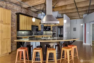 210 3rd Ave S, Seattle, WA 98104 - Photo 16