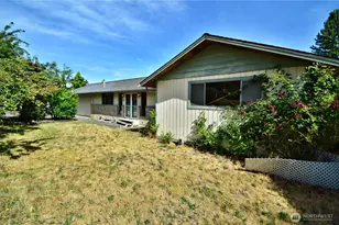 113 19th Ave SE, Puyallup, WA 98372 - Photo 2