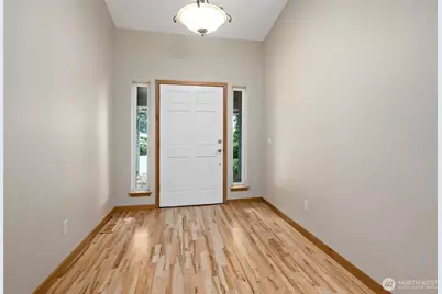 6301 Sahalee Court, Clinton, WA 98236 - Photo 4