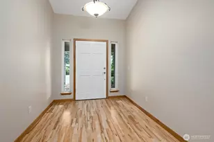 6301 Sahalee Ct, Clinton, WA 98236 - Photo 4