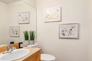 10037 NE 138th Pl, Kirkland, WA 98034 - Photo 10