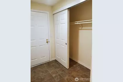 1725 W Sunn Fjord #J-101, Bremerton, WA 98312 - Photo 18