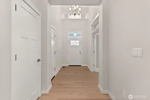 719 Maggee St SE, Lacey, WA 98513 - Photo 6