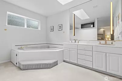 4015 E Broadway Street, Mount Vernon, WA 98274 - Photo 26