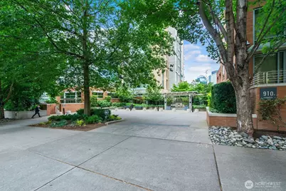 910 Lenora Street #S403, Seattle, WA 98121 - Photo 36