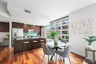 910 Lenora St, Seattle, WA 98121 - Photo 8