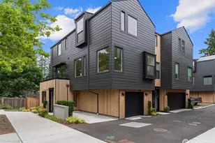 1327 N 185th St, Shoreline, WA 98133 - Photo 32