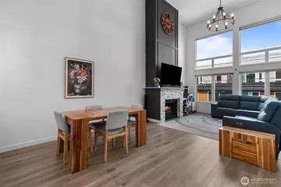 2219 14th Avenue W #405, Seattle, WA 98119 - Photo 8