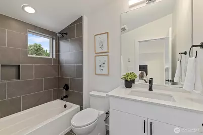 1323 N 185th Street #A, Shoreline, WA 98133 - Photo 18