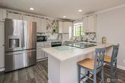 598 Blue Wing Loop SE, Ocean Shores, WA 98569 - Photo 6