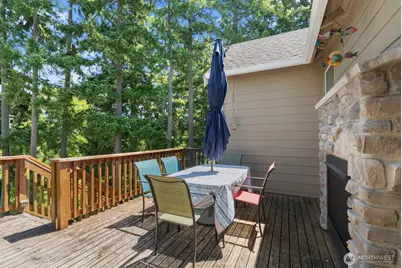 2525 189th Street Ct E, Tacoma, WA 98445 - Photo 32