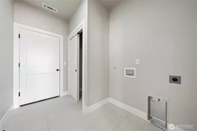 1501 7th Avenue NE, Quincy, WA 98848 - Photo 2