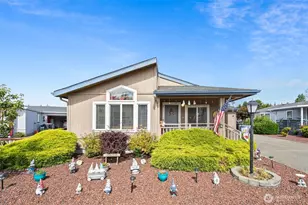 4 Christmas Tree Ln, Shelton, WA 98584 - Photo 1