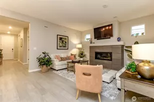 15021 183rd Ave E, Bonney Lake, WA 98391 - Photo 2