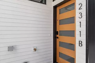 2311 N 135th St, Seattle, WA 98133 - Photo 2