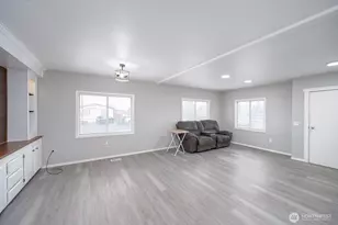 4000 Longview St NE, Moses Lake, WA 98837 - Photo 6