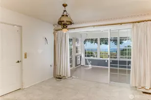 518 S Liberty Street Ct, Port Angeles, WA 98362 - Photo 6