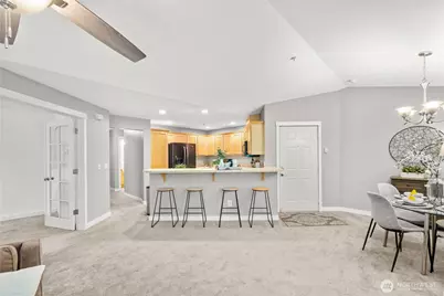 10500 NE 221st Lane #202, Redmond, WA 98053 - Photo 18