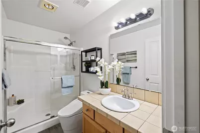 10500 NE 221st Lane #202, Redmond, WA 98053 - Photo 22