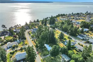 864 Saratoga Way, Camano Island, WA 98282 - Photo 4
