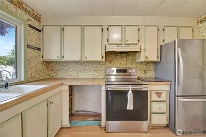 864 Saratoga Way, Camano Island, WA 98282 - Photo 26