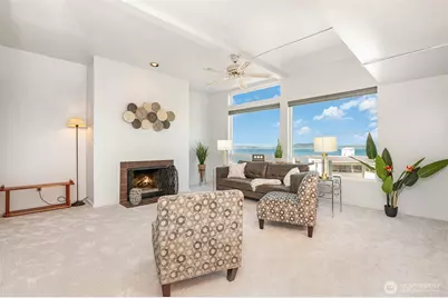 4004 Beach Drive SW #302, Seattle, WA 98116 - Photo 4