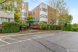 1800 Taylor Ave N, Seattle, WA 98109 - Photo 26