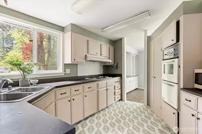 2430 Goss Lake Road, Langley, WA 98260 - Photo 12