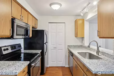 1919 S I Street #5, Tacoma, WA 98405 - Photo 8