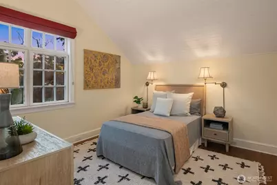 1617 Federal Avenue E, Seattle, WA 98102 - Photo 30