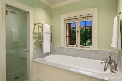 1617 Federal Avenue E, Seattle, WA 98102 - Photo 14