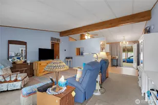 213 169th St E, Spanaway, WA 98387 - Photo 8