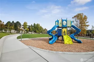 12201 137th Pl NE, Redmond, WA 98052 - Photo 22