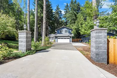 708 3rd Street W, Rainier, WA 98576 - Photo 1