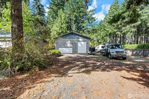 708 3rd St W, Rainier, WA 98576 - Photo 6