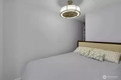 425 Vine Street #614, Seattle, WA 98121 - Photo 10