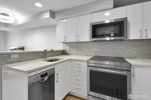 425 Vine St, Seattle, WA 98121 - Photo 4